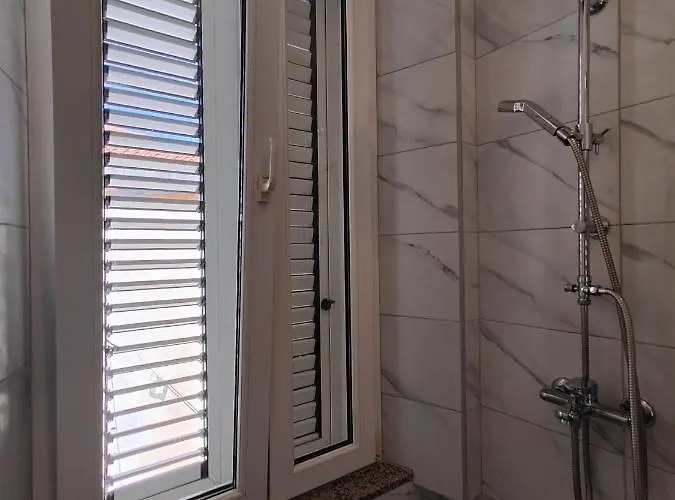 Bobo 2 One Bedroom 아파트 *