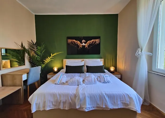 Bobo 2 One Bedroom *