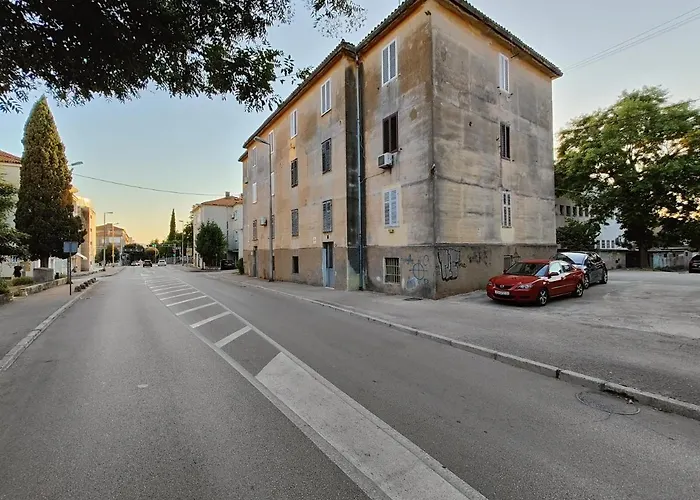 Bobo 2 One Bedroom 扎达尔